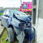 a intrat cu masina in stalp